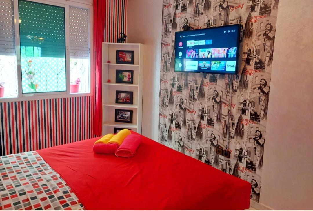 אל ג'אדידה Stay Here, Nice Apartment With Garden View In Center, 1 Min Walk From Beach מראה חיצוני תמונה